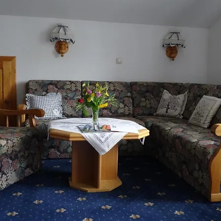 Gaestehaus Finkel Guest house Fischen im Allgaeu